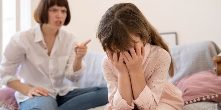 medium-shot-upset-mother-scolding-daughter_23-2149028867