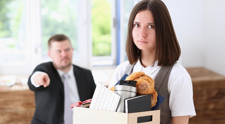 увольнение